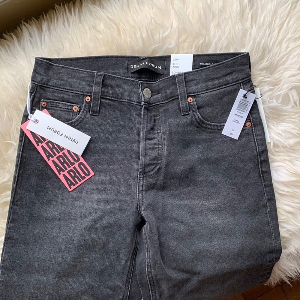 The Arlo Lo-Rise Straight Jean